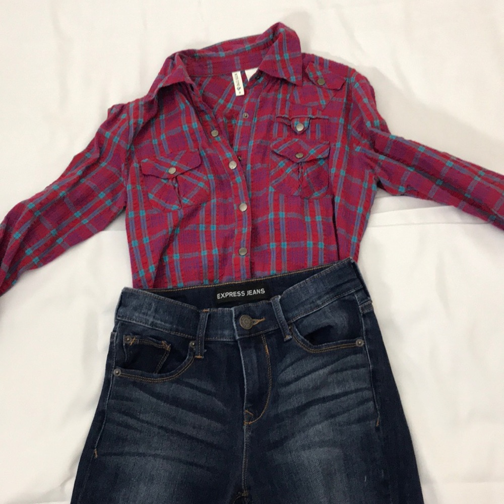 Full Tilt Striped Red Flannel Top Size Medium